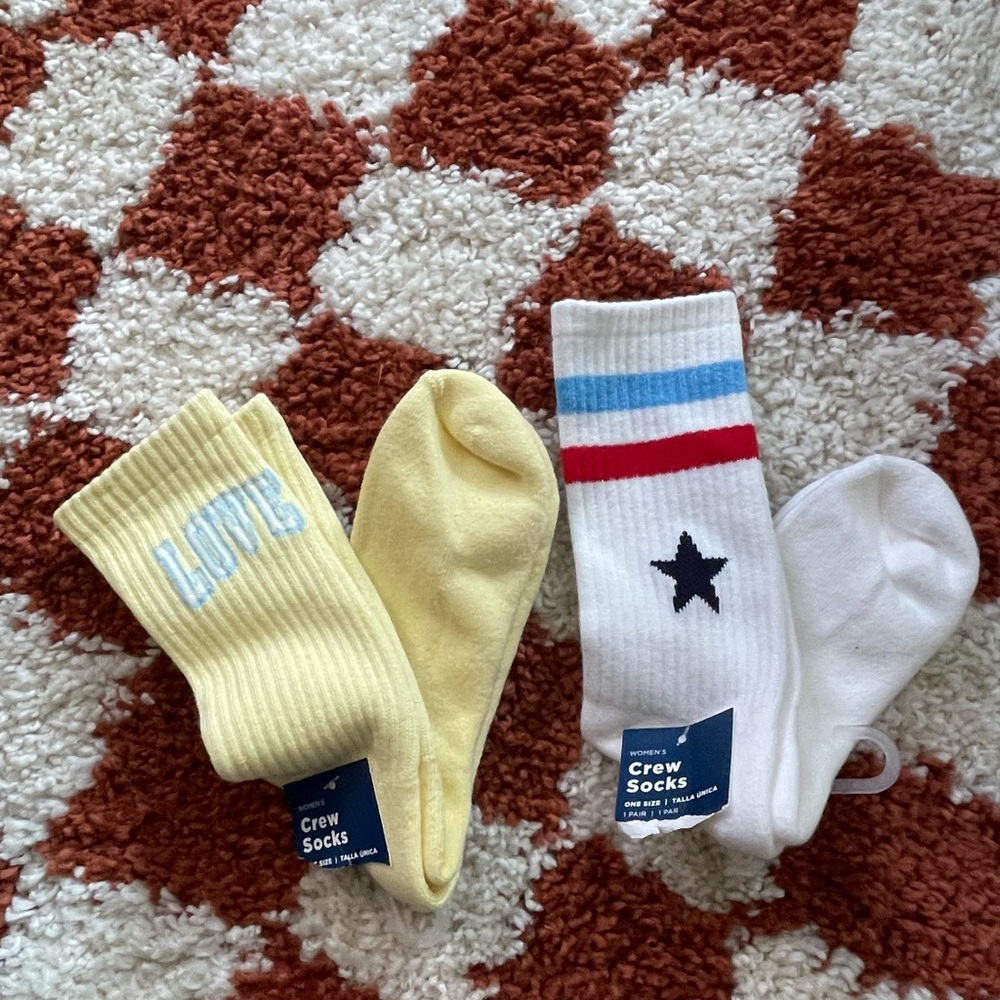 Love Crew Socks - Yellow